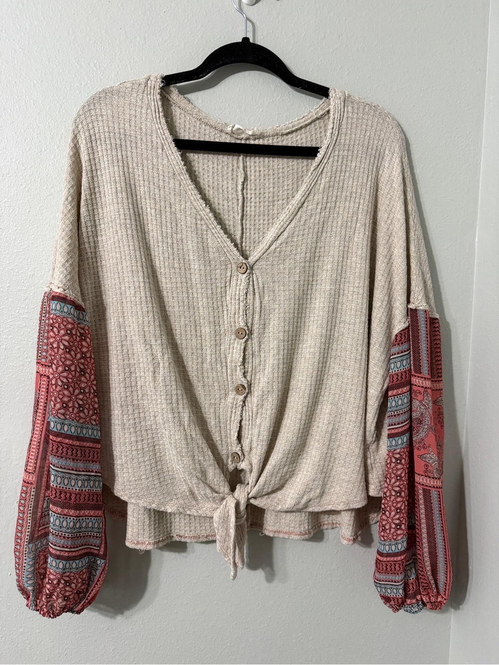 Hummingbird Oat Cream Waffle Button Front Top Patterned Sheer Flowy Sleeves M